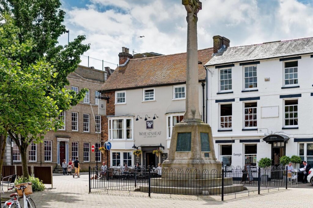 St Thomas Square